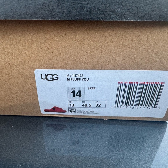 UGG Red Fluffy Slippers - Picture 5 of 5
